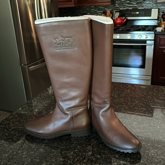Worn once Coach riding boot - Picture 3 of 12